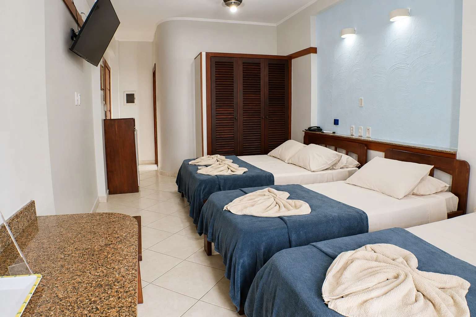 Quádruplo Master Família — Hotel São Charbel
