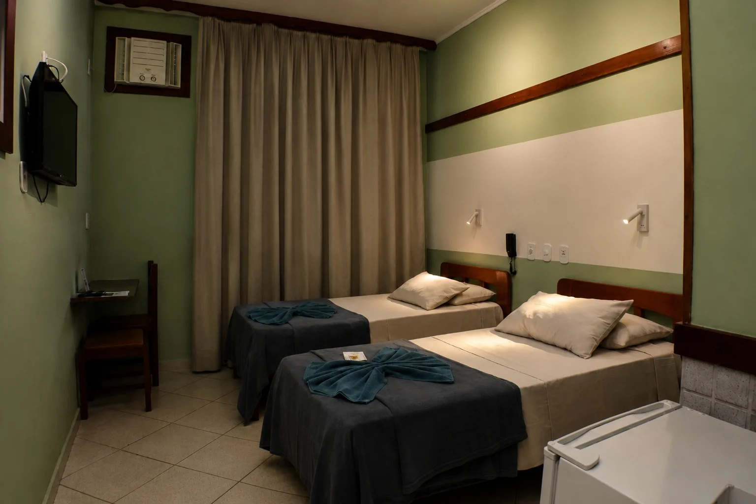 Duplo Solteiro Standard — Hotel São Charbel