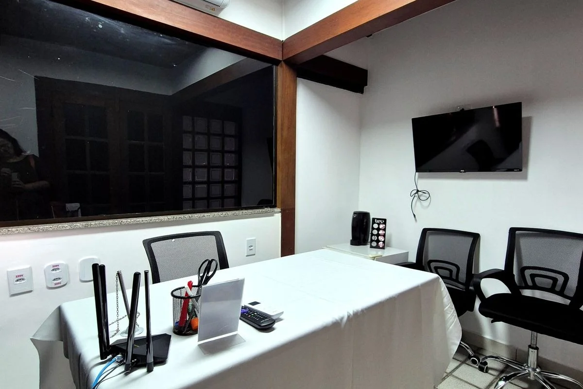 Trabalho durante a viagem — Hotel São Charbel